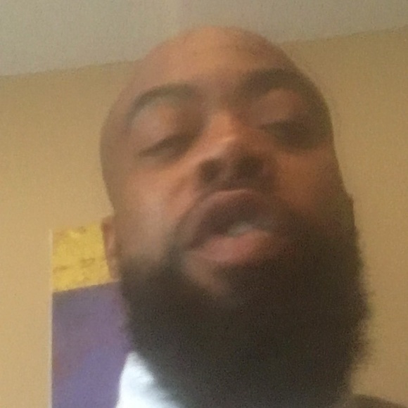 Meet your Posher, Derrius - Picture 1 of 1